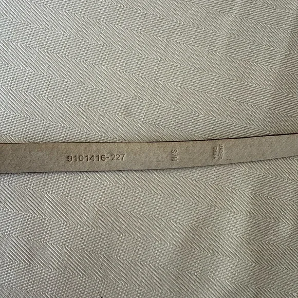 Lauren Ralph Lauren Brown Adjustable Leather Slim Belt with Gold Link Closure - Picture 6 of 6